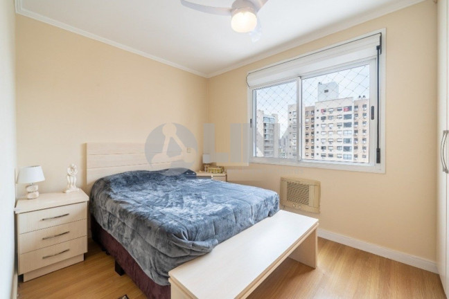 Imagem Apartamento com 3 Quartos à Venda, 95 m² em Passo Da Areia - Porto Alegre