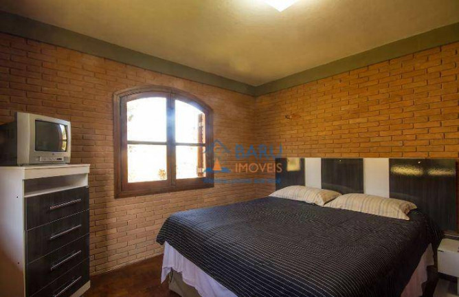 Imagem Casa com 3 Quartos à Venda, 192 m² em Campos Do Jordão - Campos Do Jordão Imagem Casa com 3 Quartos à Venda, 192 m² em Campos Do Jordão - Campos Do Jordão
