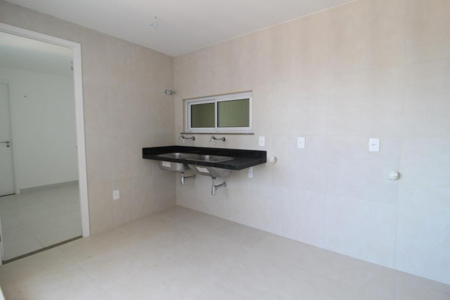 Imagem Apartamento com 4 Quartos à Venda, 332 m² em Meireles - Fortaleza Imagem Apartamento com 4 Quartos à Venda, 332 m² em Meireles - Fortaleza