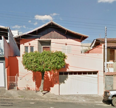 Casa com 3 Quartos à Venda, 150 m² em Jardim Ipê - Poços De Caldas