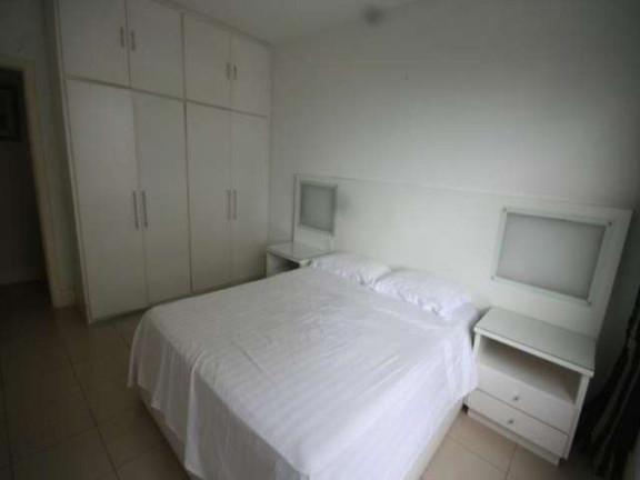 Imagem Apartamento com 3 Quartos para Temporada, 200 m² em Copacabana - Rio De Janeiro Imagem Apartamento com 3 Quartos para Temporada, 200 m² em Copacabana - Rio De Janeiro