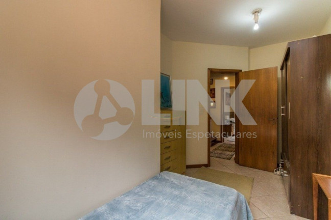 Imagem Imóvel com 3 Quartos à Venda, 240 m² em Ipanema - Porto Alegre