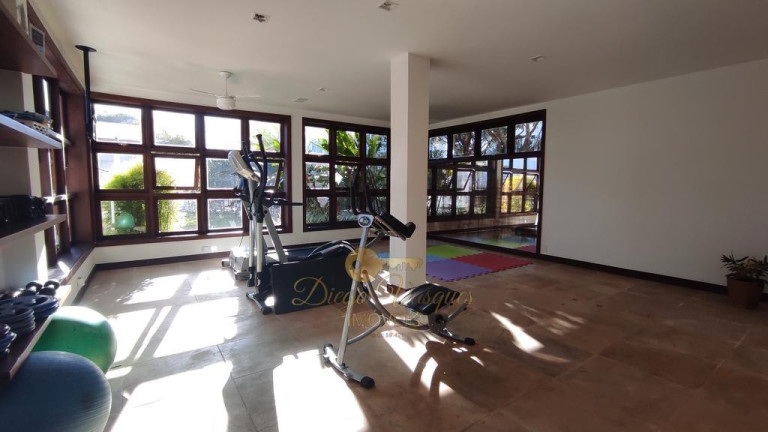 Imagem Casa com 4 Quartos à Venda, 420 m² em Várzea - Teresópolis Imagem Casa com 4 Quartos à Venda, 420 m² em Várzea - Teresópolis