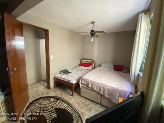Imagem Sobrado com 2 Quartos à Venda,  em Saracuruna - Duque De Caxias