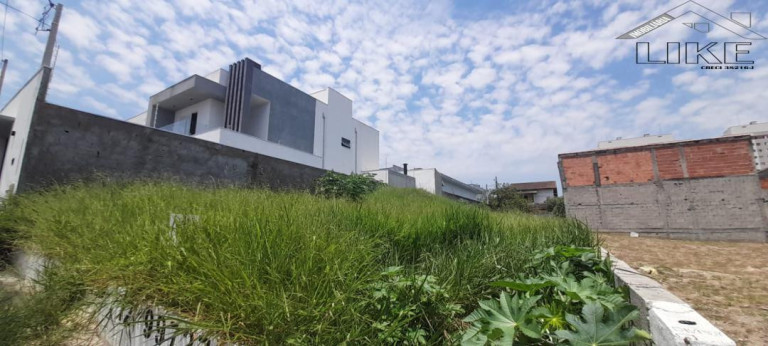 Imóvel à Venda, 250 m² em Loteamento Villa Branca - Jacareí