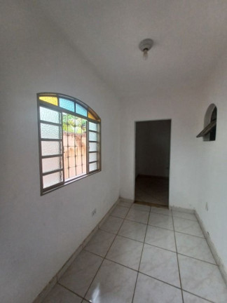 Imagem Casa com 2 Quartos para Alugar, 111 m² em Vila Perracini - Poá Imagem Casa com 2 Quartos para Alugar, 111 m² em Vila Perracini - Poá