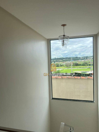 Imagem Sobrado com 4 Quartos à Venda, 227 m² em Setor Garavelo - Goiânia Imagem Sobrado com 4 Quartos à Venda, 227 m² em Setor Garavelo - Goiânia