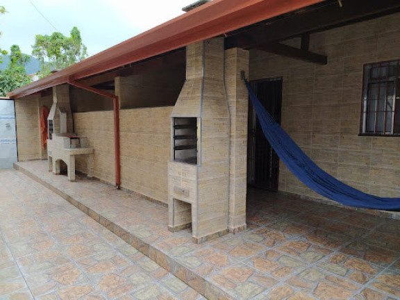 Casa com 4 Quartos à Venda, 242 m² em Sape - Ubatuba
