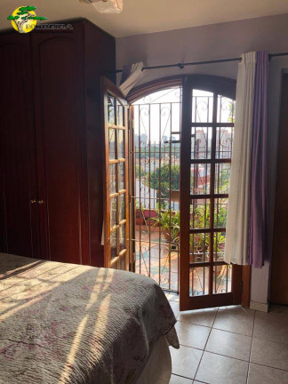 Imagem Sobrado com 4 Quartos à Venda, 241 m² em Vila Maria Luisa - São Paulo Imagem Sobrado com 4 Quartos à Venda, 241 m² em Vila Maria Luisa - São Paulo