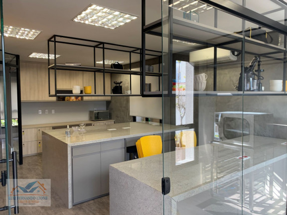 Sala Comercial à Venda, 137 m² em Vila Hamburguesa - São Paulo