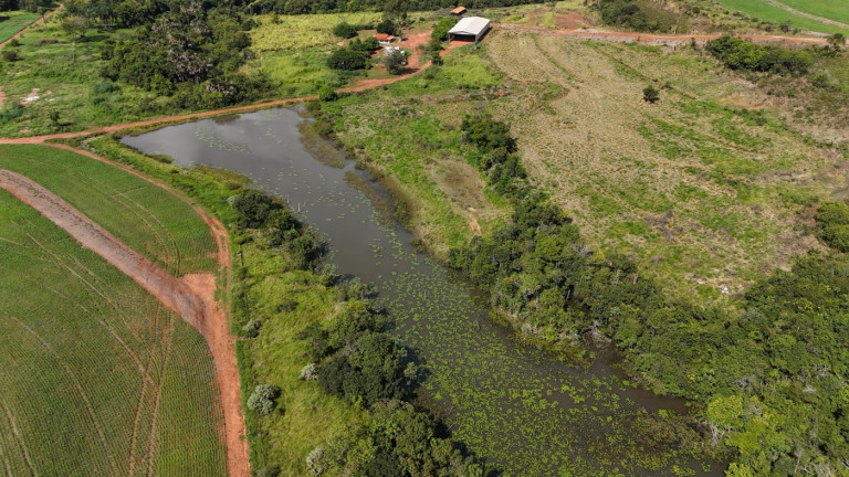 Imagem Fazenda à Venda, 195 m² em Zona Rural - Uberlândia Imagem Fazenda à Venda, 195 m² em Zona Rural - Uberlândia