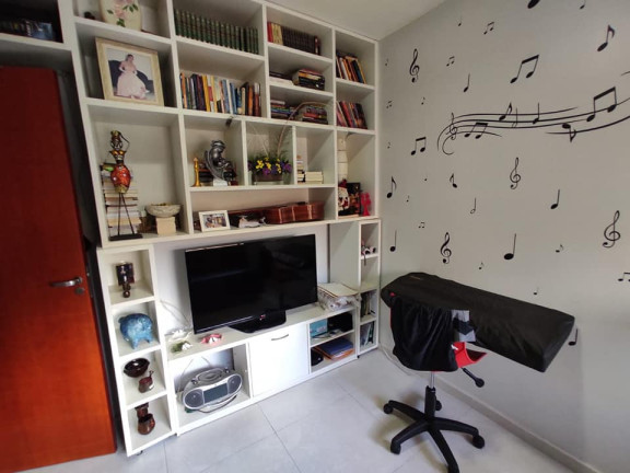 Imagem Imóvel com 
            	3             Quartos à Venda, 114 m² em 
            	Sitios Santa Luzia             - 
            	Aparecida De Goiania            