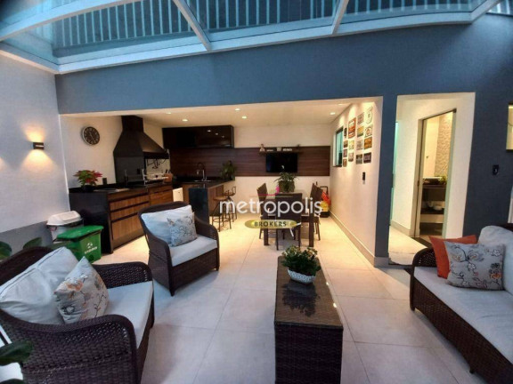 Sobrado com 4 Quartos à Venda, 354 m² em Santo Antônio - São Caetano Do Sul