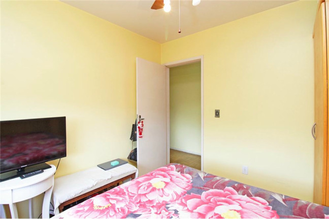 Imagem Apartamento com 3 Quartos à Venda, 92 m² em Santana - Porto Alegre Imagem Apartamento com 3 Quartos à Venda, 92 m² em Santana - Porto Alegre