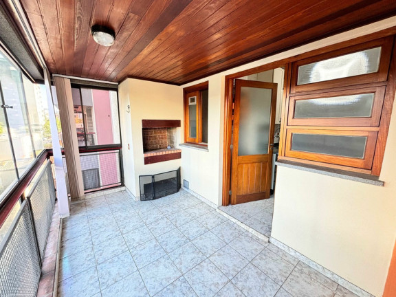 Imagem Apartamento com 2 Quartos à Venda, 90 m² em Menino Deus - Porto Alegre Imagem Apartamento com 2 Quartos à Venda, 90 m² em Menino Deus - Porto Alegre