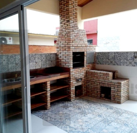 Casa com 4 Quartos para Alugar,  em Parque Verde - Belém