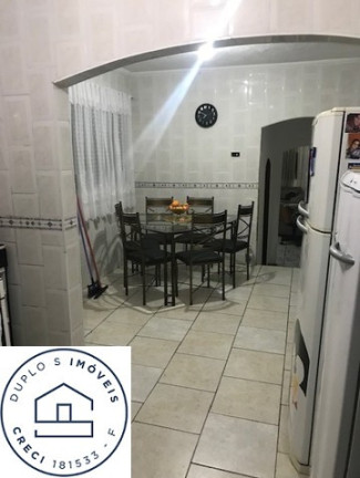 Imagem Casa com 4 Quartos à Venda, 225 m² em Jardim Cristiane - Santo André Imagem Casa com 4 Quartos à Venda, 225 m² em Jardim Cristiane - Santo André