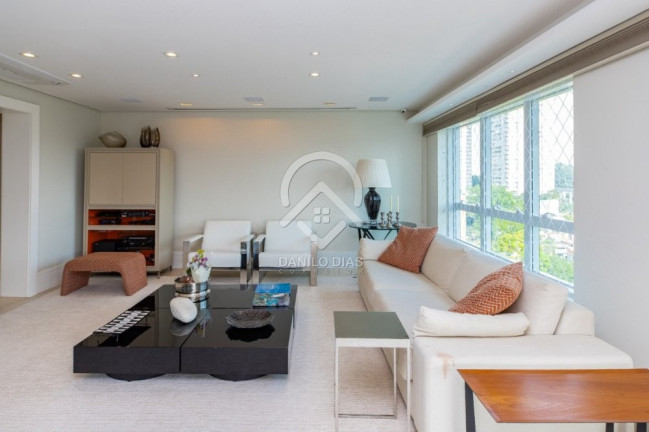 Imagem Apartamento com 4 Quartos à Venda, 251 m² em Campo Belo - São Paulo