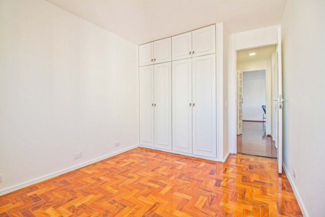 Imagem Imóvel com 3 Quartos à Venda, 90 m² em Moema - São Paulo Imagem Imóvel com 3 Quartos à Venda, 90 m² em Moema - São Paulo