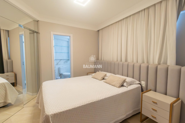 Apartamento com 3 Quartos à Venda, 111 m² em Bombas - Bombinhas
