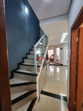 Imagem Casa com 3 Quartos à Venda, 140 m² em Cabral - Contagem Imagem Casa com 3 Quartos à Venda, 140 m² em Cabral - Contagem