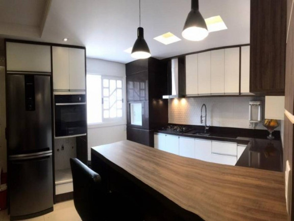 Imagem Casa com 3 Quartos à Venda, 160 m² em Parque Da Matriz - Cachoeirinha