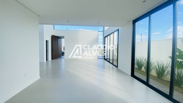 Imagem Casa de Condomínio com 4 Quartos à Venda, 159 m² em Papagaio - Feira De Santana Imagem Casa de Condomínio com 4 Quartos à Venda, 159 m² em Papagaio - Feira De Santana