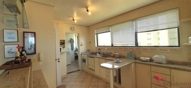 Imagem Apartamento com 4 Quartos à Venda, 218 m² em Praia Grande - Torres Imagem Apartamento com 4 Quartos à Venda, 218 m² em Praia Grande - Torres