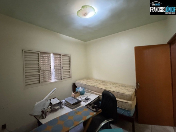 Imagem Casa com 3 Quartos à Venda, 369 m² em Residencial Sonho Dourado - Goiânia