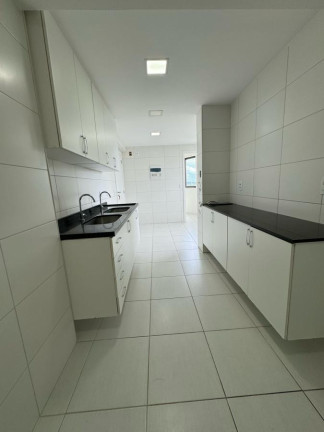 Imagem Imóvel com 4 Quartos à Venda, 137 m² em Boa Viagem - Recife Imagem Imóvel com 4 Quartos à Venda, 137 m² em Boa Viagem - Recife