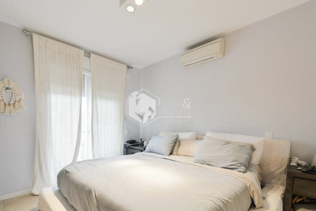 Imagem Apartamento com 4 Quartos à Venda, 246 m² em Pinheiros - São Paulo Imagem Apartamento com 4 Quartos à Venda, 246 m² em Pinheiros - São Paulo