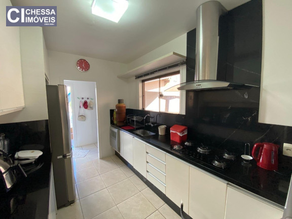 Imagem Casa com 3 Quartos à Venda ou Locação, 517 m² em Centro - Itajaí Imagem Casa com 3 Quartos à Venda ou Locação, 517 m² em Centro - Itajaí