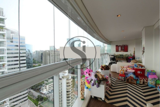 Imagem Apartamento com 3 Quartos à Venda, 201 m² em Itaim Bibi - São Paulo
