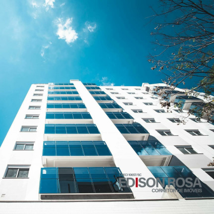 Imagem Apartamento com 3 Quartos à Venda, 104 m² em Centro - Florianópolis Imagem Apartamento com 3 Quartos à Venda, 104 m² em Centro - Florianópolis