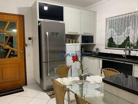 Imagem Sobrado com 4 Quartos para Alugar, 206 m² em Jardim Santa Mena - Guarulhos Imagem Sobrado com 4 Quartos para Alugar, 206 m² em Jardim Santa Mena - Guarulhos