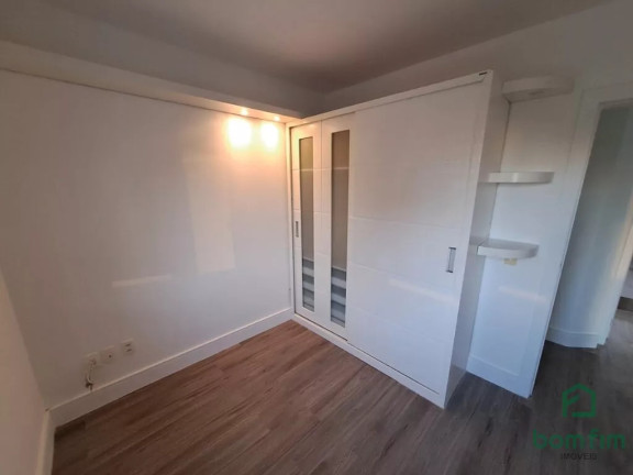 Imagem Apartamento com 3 Quartos à Venda, 246 m² em Bela Vista - Porto Alegre Imagem Apartamento com 3 Quartos à Venda, 246 m² em Bela Vista - Porto Alegre