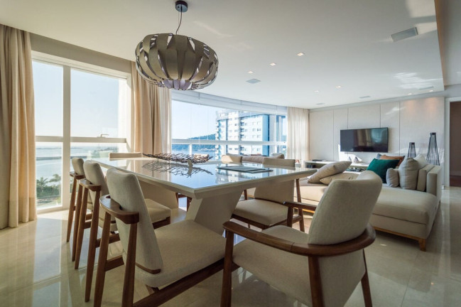 Imagem Cobertura com 4 Quartos à Venda, 360 m² em Fazenda - Itajaí Imagem Cobertura com 4 Quartos à Venda, 360 m² em Fazenda - Itajaí