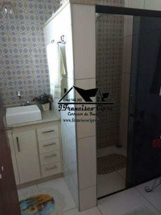Imagem Casa com 3 Quartos à Venda, 750 m² em Condomínio Jardim Panorama - Guaratinguetá Imagem Casa com 3 Quartos à Venda, 750 m² em Condomínio Jardim Panorama - Guaratinguetá