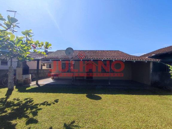 Imagem Casa com 2 Quartos à Venda, 325 m² em Costeira - Balneário Barra Do Sul Imagem Casa com 2 Quartos à Venda, 325 m² em Costeira - Balneário Barra Do Sul