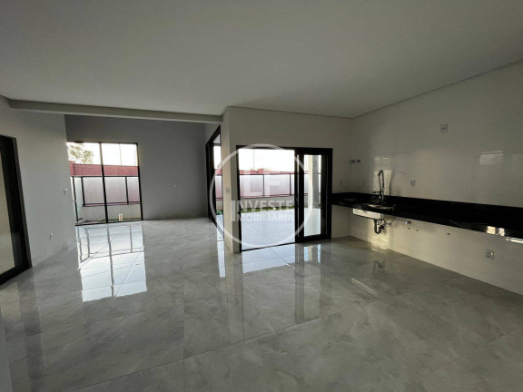 Imagem Casa com 3 Quartos à Venda, 426 m² em Goiânia