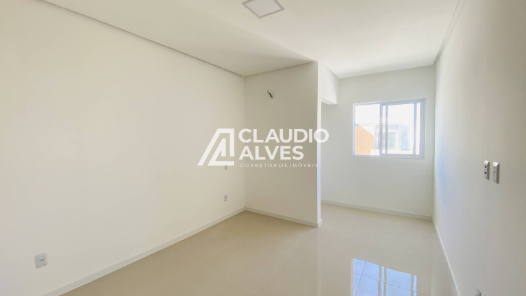 Imagem Casa com 4 Quartos à Venda, 118 m² em Sim - Feira De Santana Imagem Casa com 4 Quartos à Venda, 118 m² em Sim - Feira De Santana