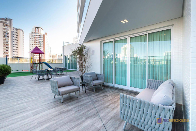 Imagem Apartamento com 2 Quartos à Venda, 62 m² em Centro - Itajaí