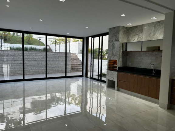 Imagem Sobrado com 4 Quartos à Venda, 270 m² em Condomínio Do Lago - Goiânia Imagem Sobrado com 4 Quartos à Venda, 270 m² em Condomínio Do Lago - Goiânia