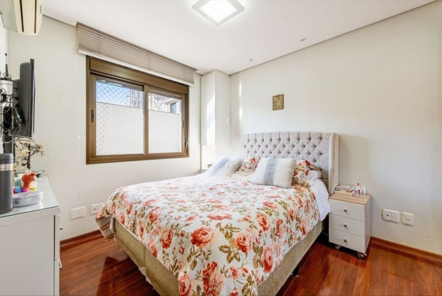 Imagem Apartamento com 2 Quartos à Venda, 80 m² em Mont Serrat - Porto Alegre Imagem Apartamento com 2 Quartos à Venda, 80 m² em Mont Serrat - Porto Alegre