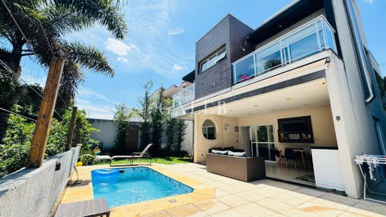 Imagem Casa com 3 Quartos à Venda, 222 m² em Condomínio Terras De Atibaia I - Atibaia Imagem Casa com 3 Quartos à Venda, 222 m² em Condomínio Terras De Atibaia I - Atibaia