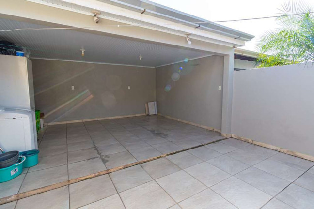 Imagem Casa com 2 Quartos à Venda, em São José - Canoas Imagem Casa com 2 Quartos à Venda, em São José - Canoas