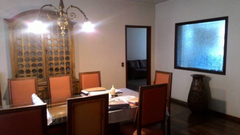 Imagem Apartamento com 4 Quartos à Venda, 250 m² em Santo Antônio - Belo Horizonte