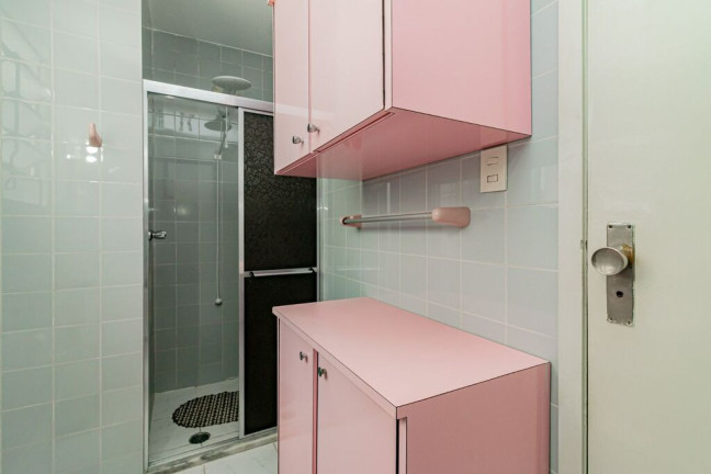 Imagem Apartamento com 2 Quartos à Venda, 68 m² em Menino Deus - Porto Alegre Imagem Apartamento com 2 Quartos à Venda, 68 m² em Menino Deus - Porto Alegre