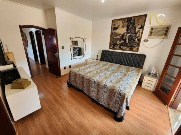 Imagem Sobrado com 3 Quartos à Venda, 360 m² em Canto Do Forte - Praia Grande Imagem Sobrado com 3 Quartos à Venda, 360 m² em Canto Do Forte - Praia Grande
