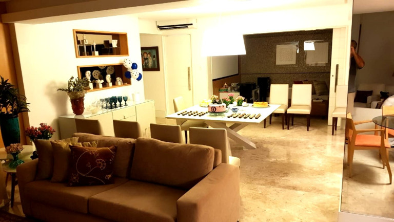 Imagem Apartamento com 4 Quartos à Venda, 240 m² em Jardim Apipema - Salvador Imagem Apartamento com 4 Quartos à Venda, 240 m² em Jardim Apipema - Salvador